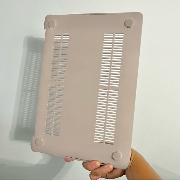 NWOT Unused Light Pink Blush Hardcase Laptop Cover w Keyboard Cover 12x8.5 In - Picture 8 of 8